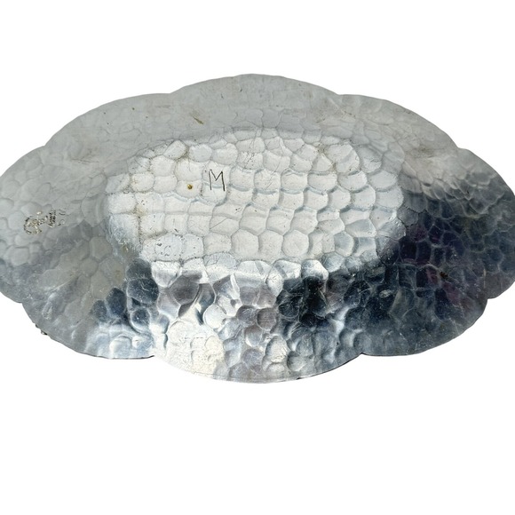 Hammered Aluminum Tray Dish Leaf Design Vintage Decorative Trade Continental - Picture 4 of 7